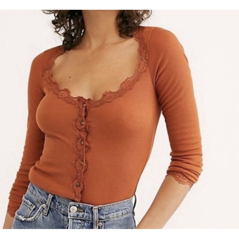 Rust Lace-Trim Scoop Neck Button Front Top